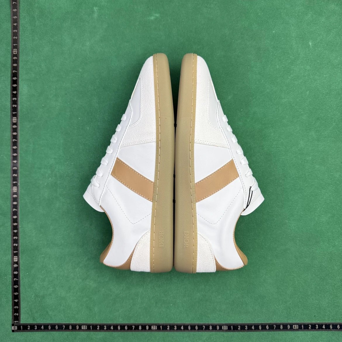 Designer Shoes TT8 牛皮革圆头系带低帮板鞋