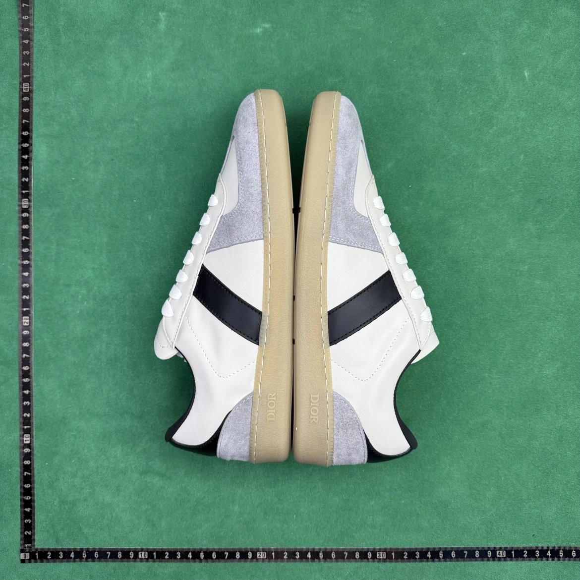 Designer Shoes TT8 牛皮革圆头系带低帮板鞋