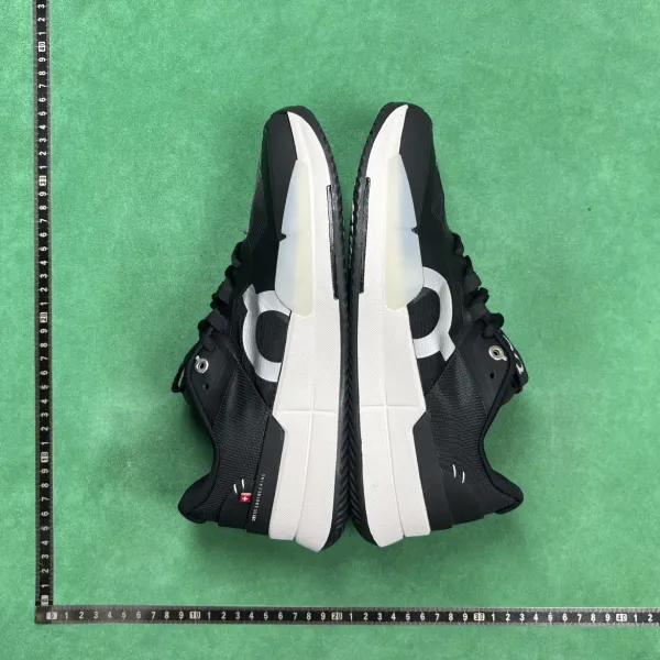 On Running Cloudmonster White Black Sneakers Running Shoes - 4