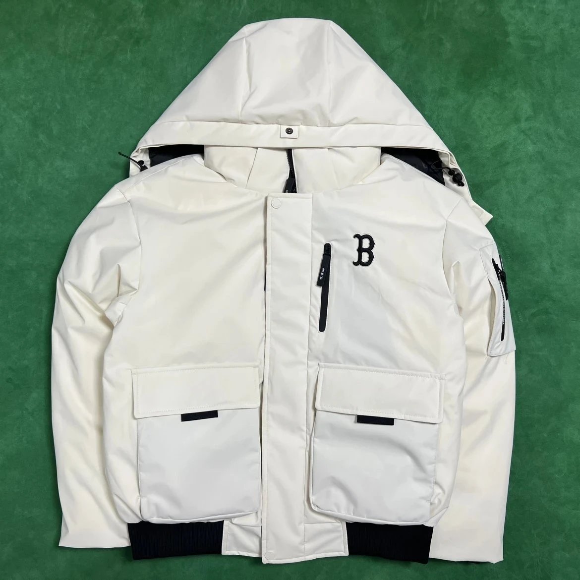 No.29 MLB 3rd Gen White