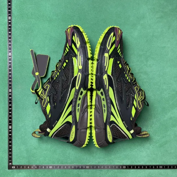 Off-White Diagonal Arrow Neon Yellow Green Chunky Sneakers - 9