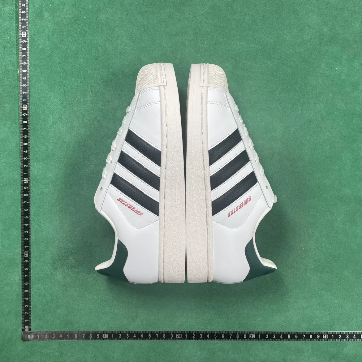 Adidas Superstar