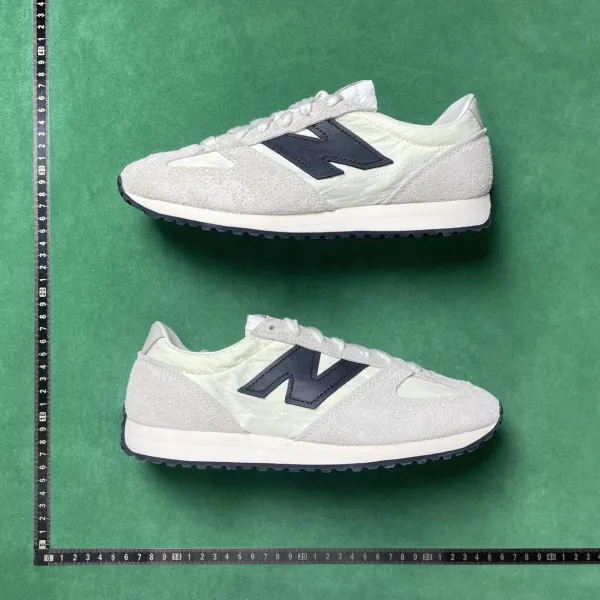 New Balance 237 Cream Navy Suede Sneakers - 14