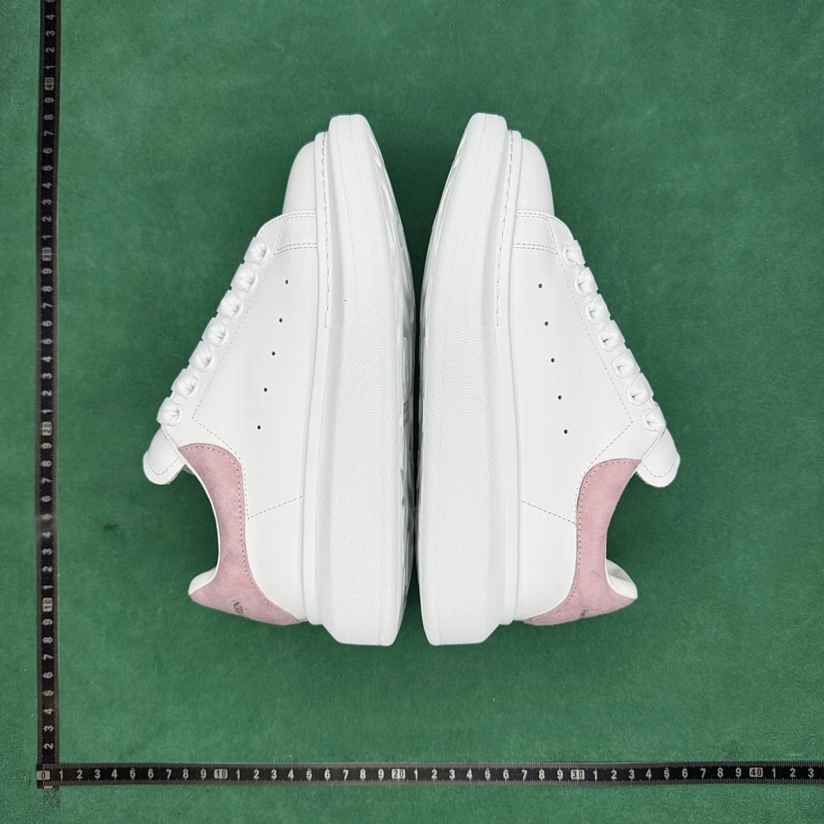 Alexander McQueen Oversized Sneaker Sneakers-009669