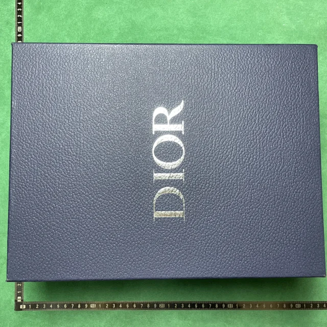 Dior Sneakers B33 Low-Top Lace-Up with Oblique Motif product detail image 36