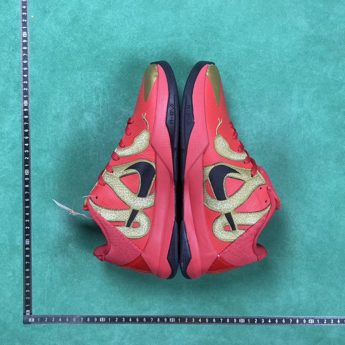 B4D Low-Top Basketball Shoes with Cushioning, Anti-Slip, and Wear-Resistant Design