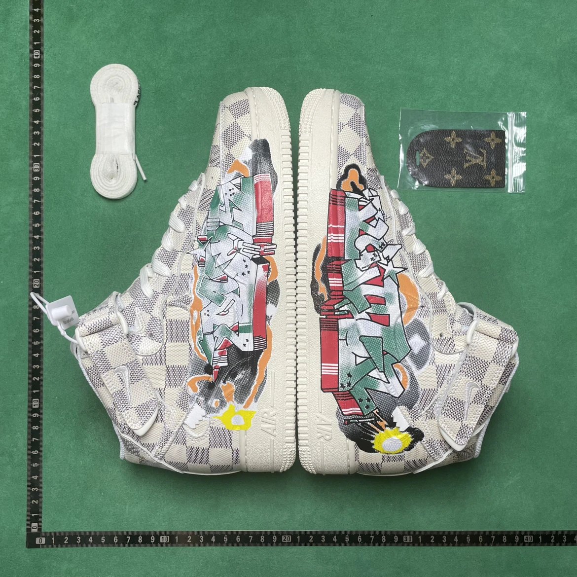 🔥1:1 batch Louis Vuitton Nike Air Force 1 Mid Graffiti Shoes