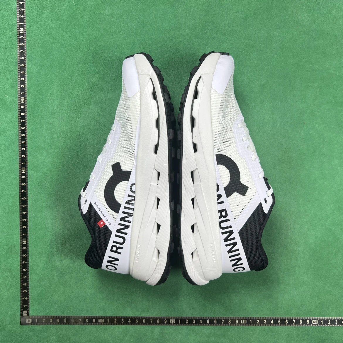 On Running Cloudultra 3 Trail Running Shoes White Black