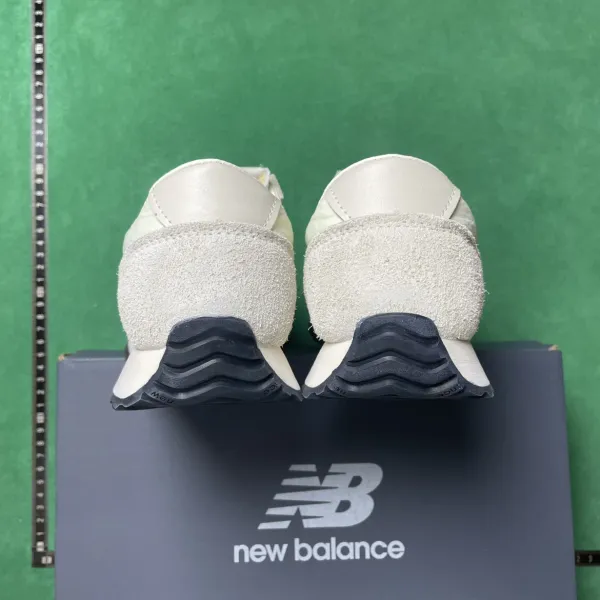 New Balance 237 Cream Navy Suede Sneakers - 16