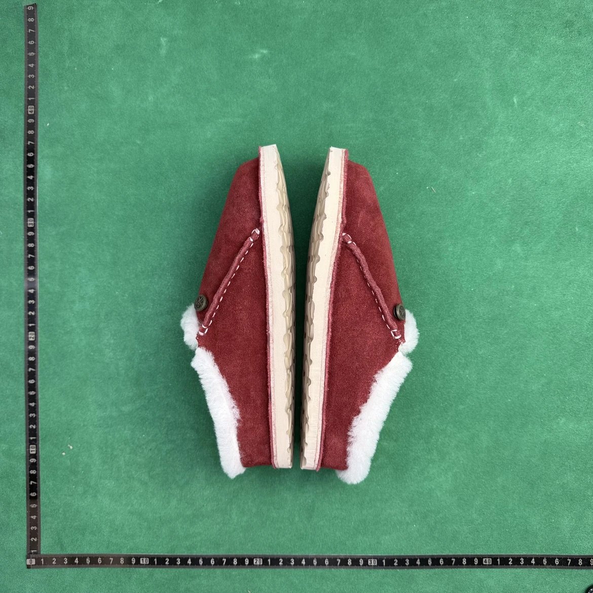 TT2 Warm, Comfortable & Stylish Closed-Toe Slippers