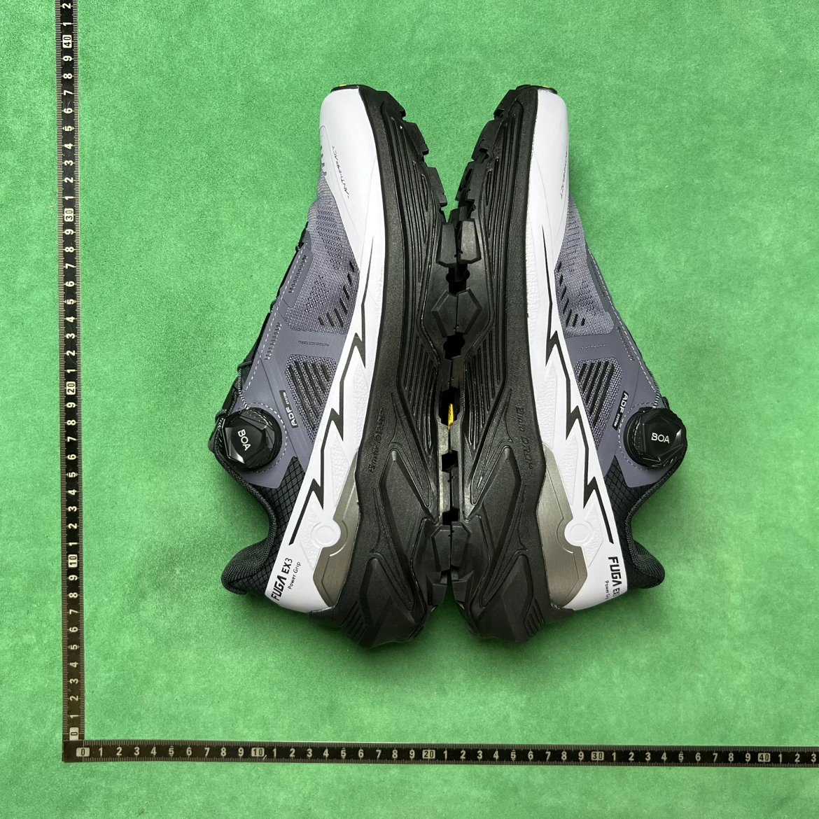 Hoka Speedgoat 5 Black / Gray Trail Running Shoes - 6