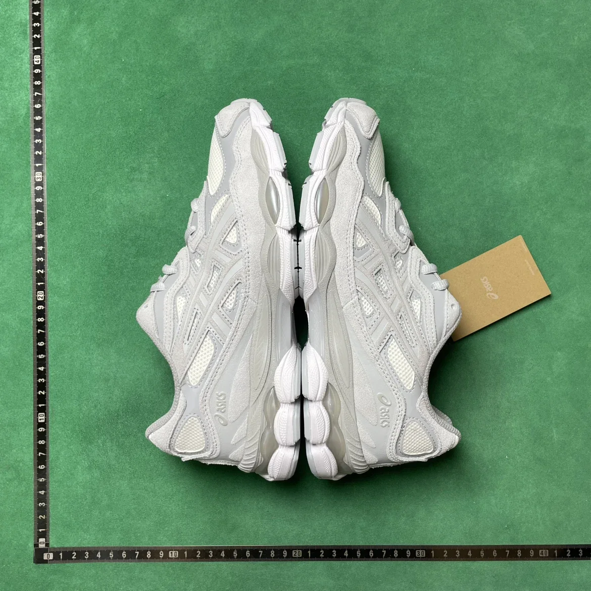 ASICS GEL-NYC Series Retro Running Shoes