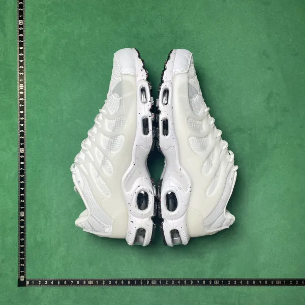 Nike Air Max Plus White Navy Speckled Sneakers - 3