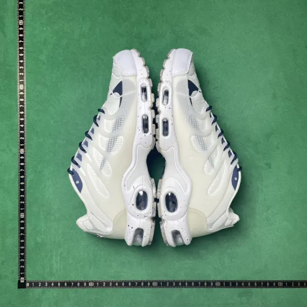 Nike Air Max Plus White Navy Speckled Sneakers - 7