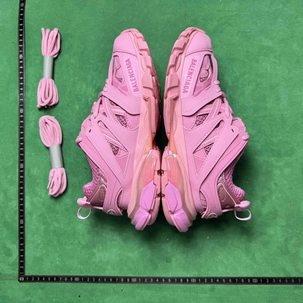 No. 6 pink with lights