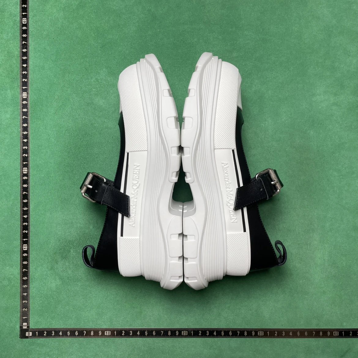 Designer Shoes BD7 皮革圆头搭扣厚底玛丽珍