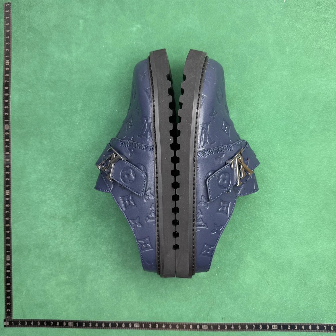 Louis Vuitton Lv Trainer