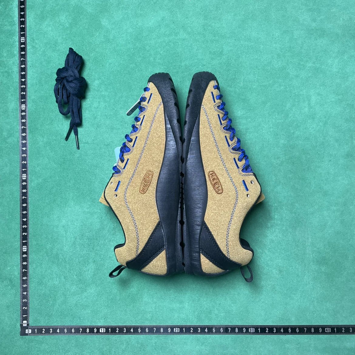 Keen Low-Top Outdoor Shoes-008626