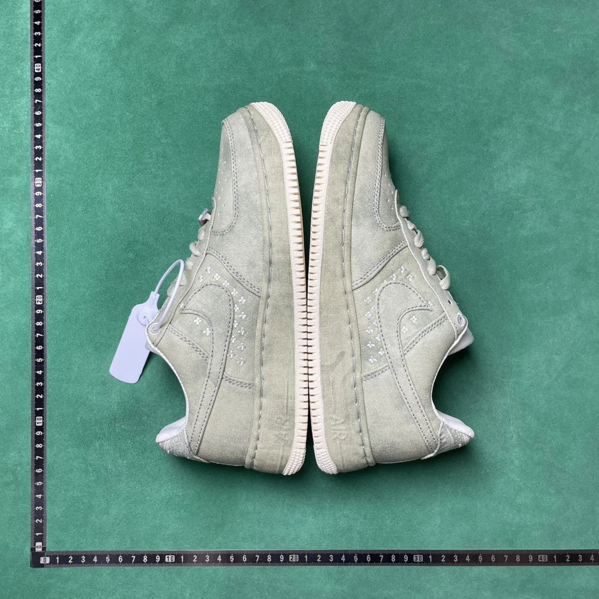 Nike Air Force 1 Low-Top Sneakers-008747