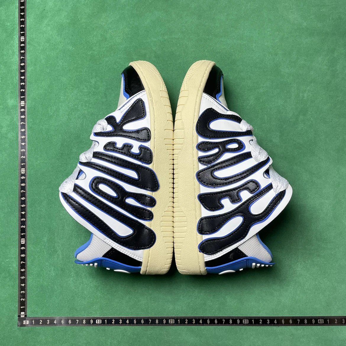 B2D Trendy casual non-slip, abrasion-resistant sneakers-Q 1 cute letters 11
