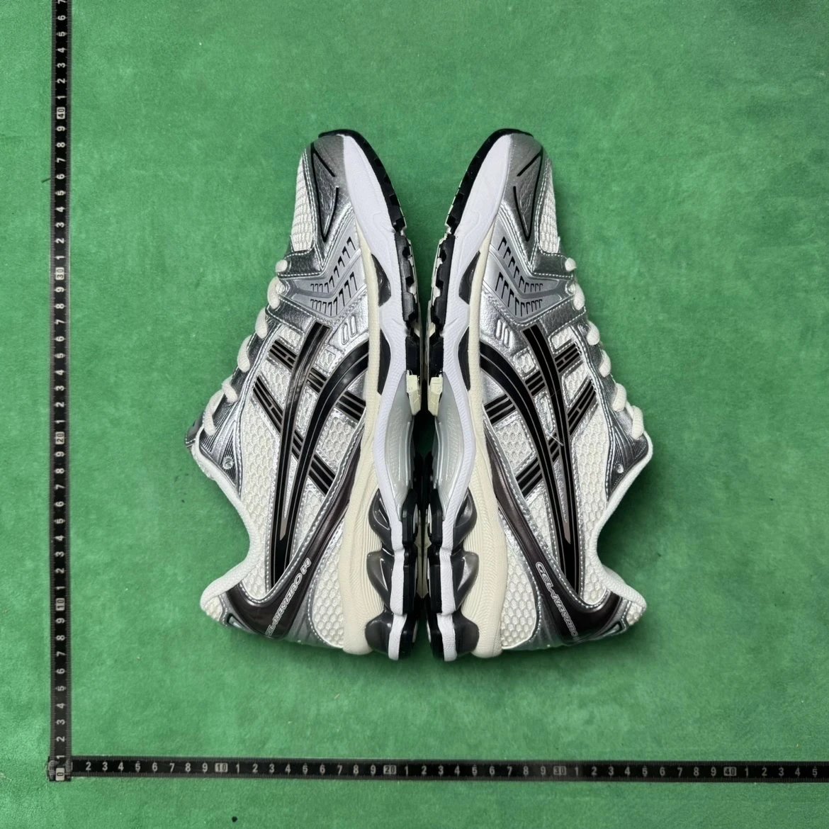 Size 2 Black White Silver AO19-108