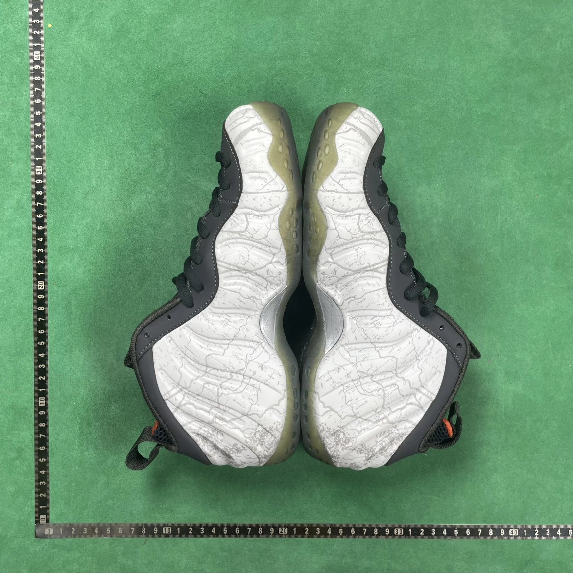 BD3 Wear-Resistant & Breathable Mid-Top Retro Basketball Shoes