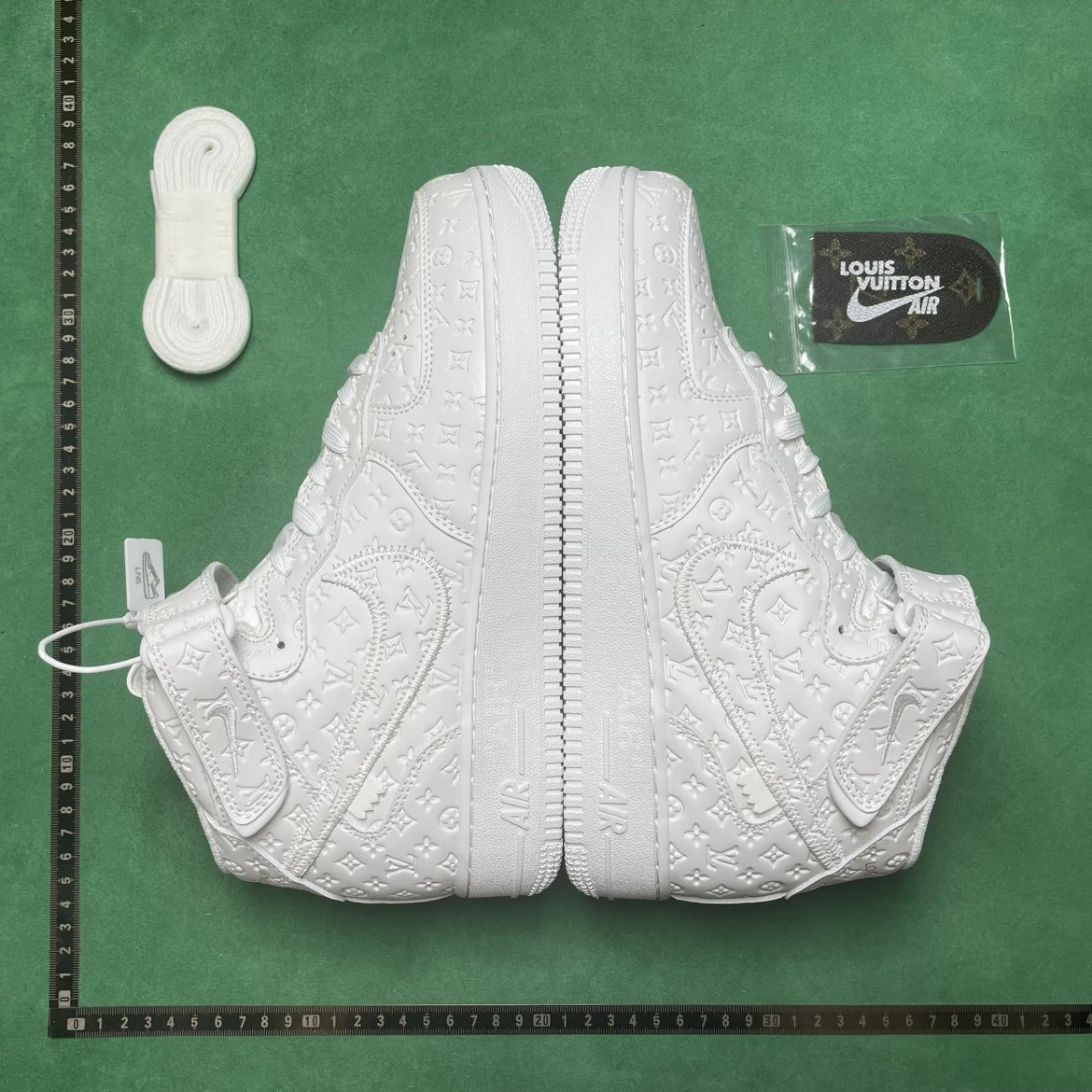 🔥1:1 batch Louis Vuitton Nike Air Force 1 Mid Graffiti Shoes