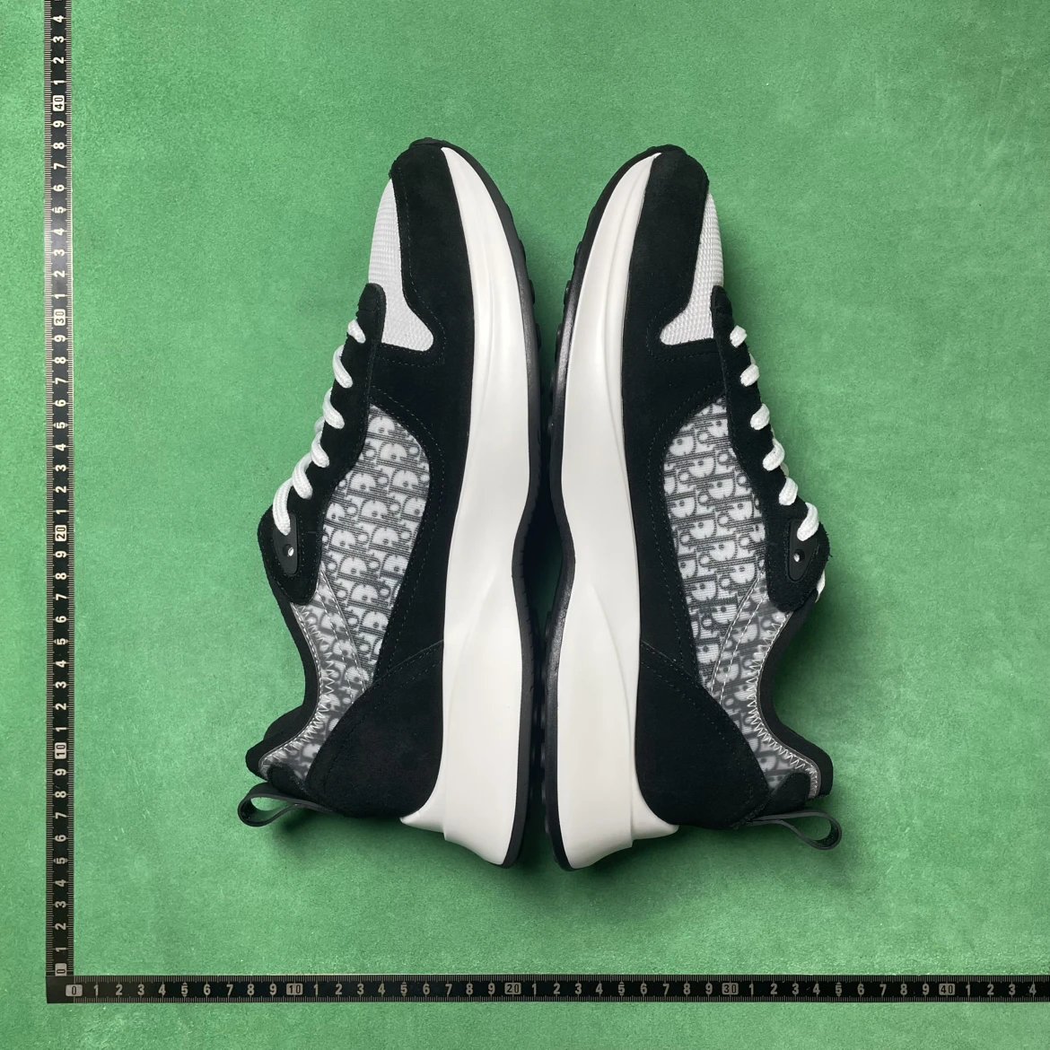 BD 2 B25 lace up low cut sports and leisure shoes