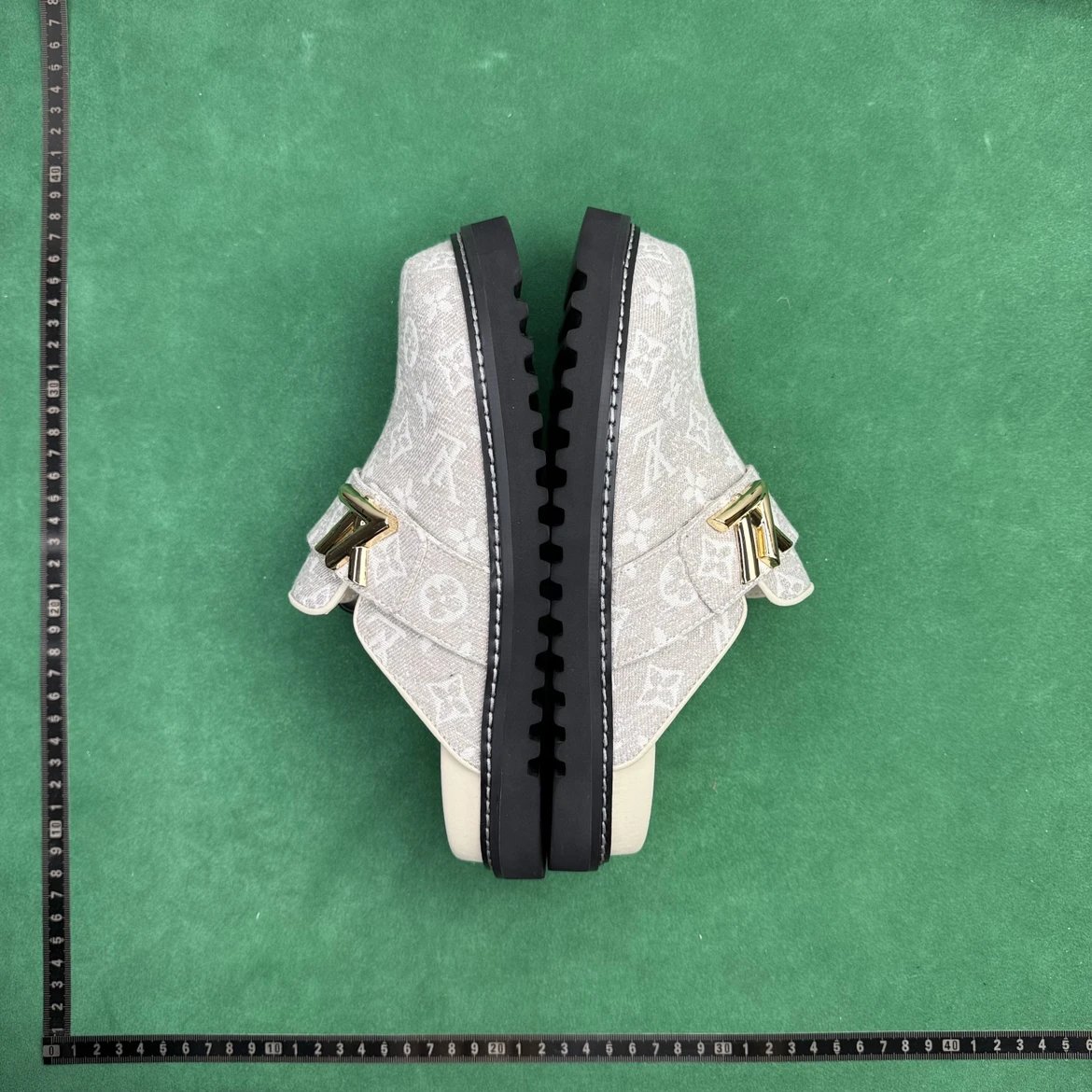 Louis Vuitton Lv Trainer