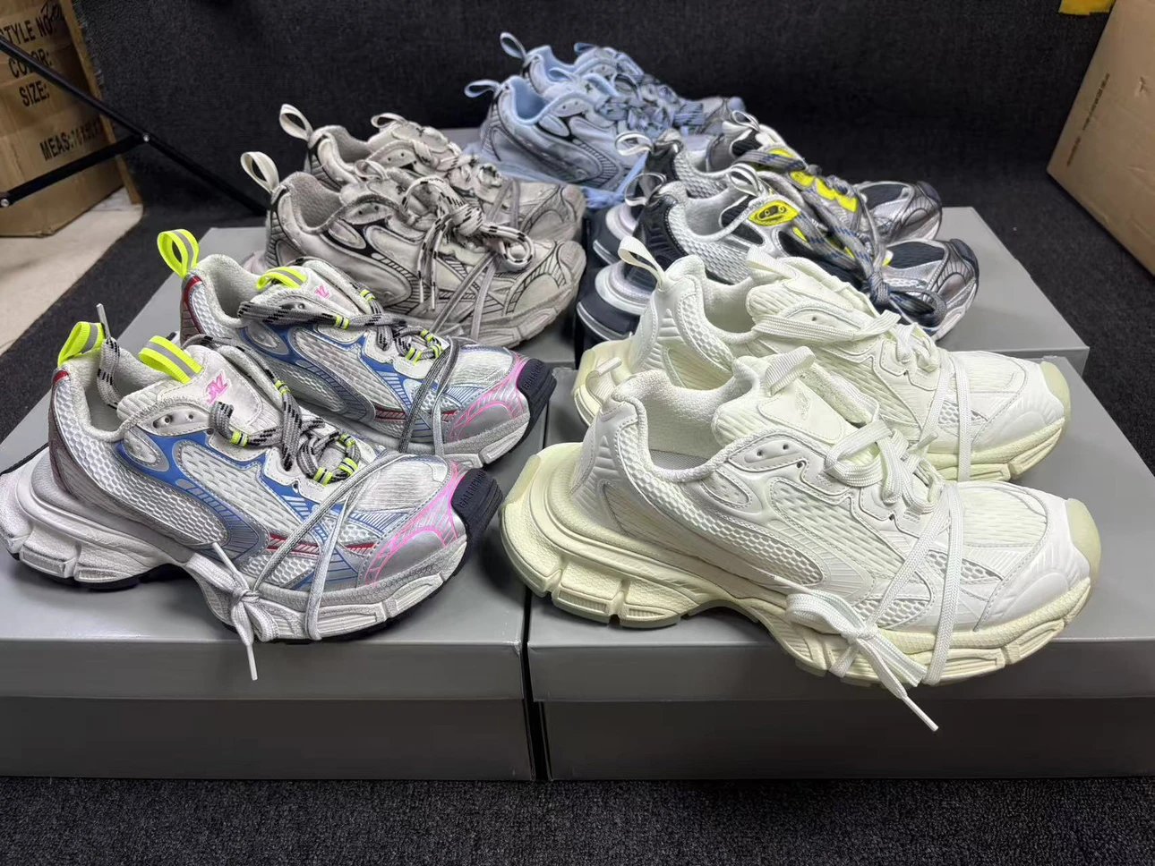 【 Clearance Welfare 】 Pure Original Good Version Ceiling Cost Effective Leak Picking Welfare 3XL Mesh Round Head Strap Thick Bottom Low Help Sports Life Leisure Dad Shoes Brand New Original Box Packaging Accessories Same Men and Women