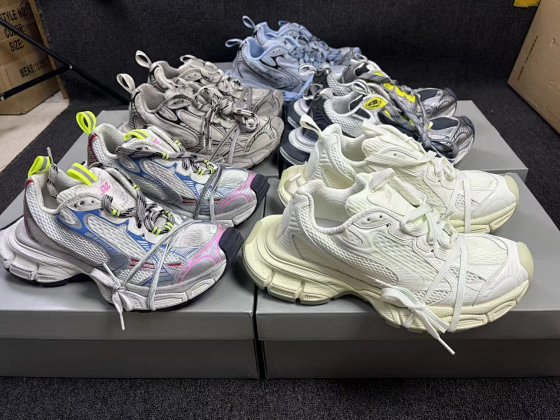 【 Clearance Welfare 】 Pure Original Good Version Ceiling Cost Effective Leak Picking Welfare 3XL Mesh Round Head Strap Thick Bottom Low Help Sports Life Leisure Dad Shoes Brand New Original Box Packaging Accessories Same Men and Women