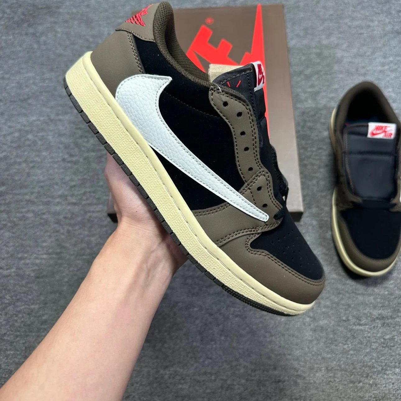 Dark brown inverted hook