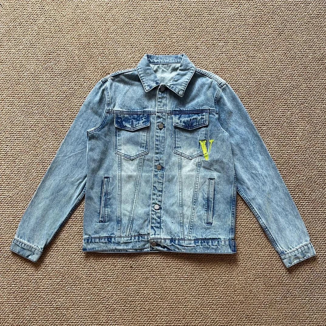 Distressed Paint Splash Gradient Washed Denim Jacket