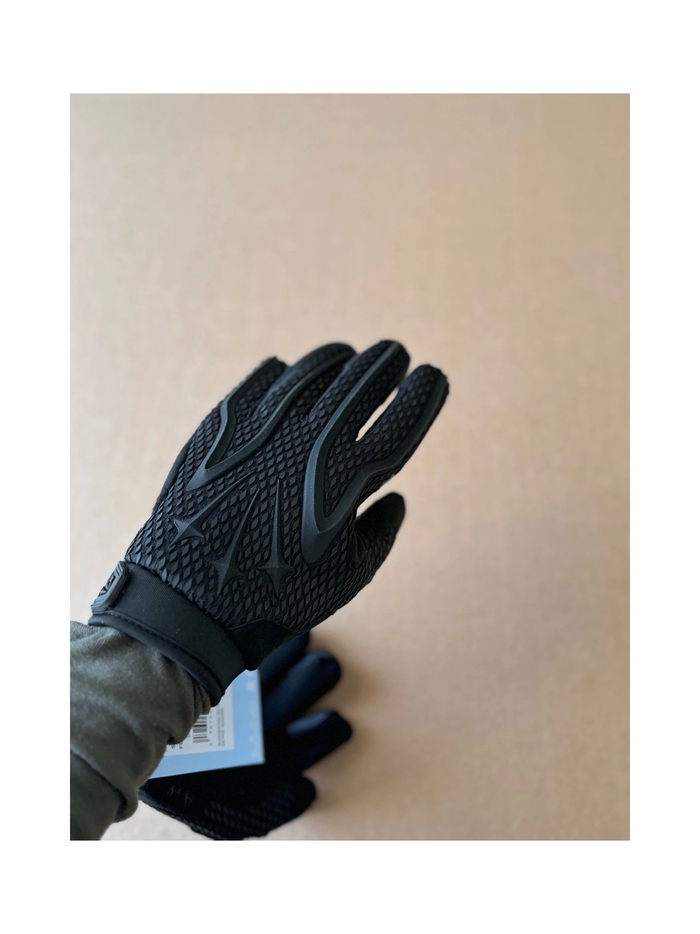 Noctax Drake Letter Print Motorcycle Gloves with Touchscreen Finger