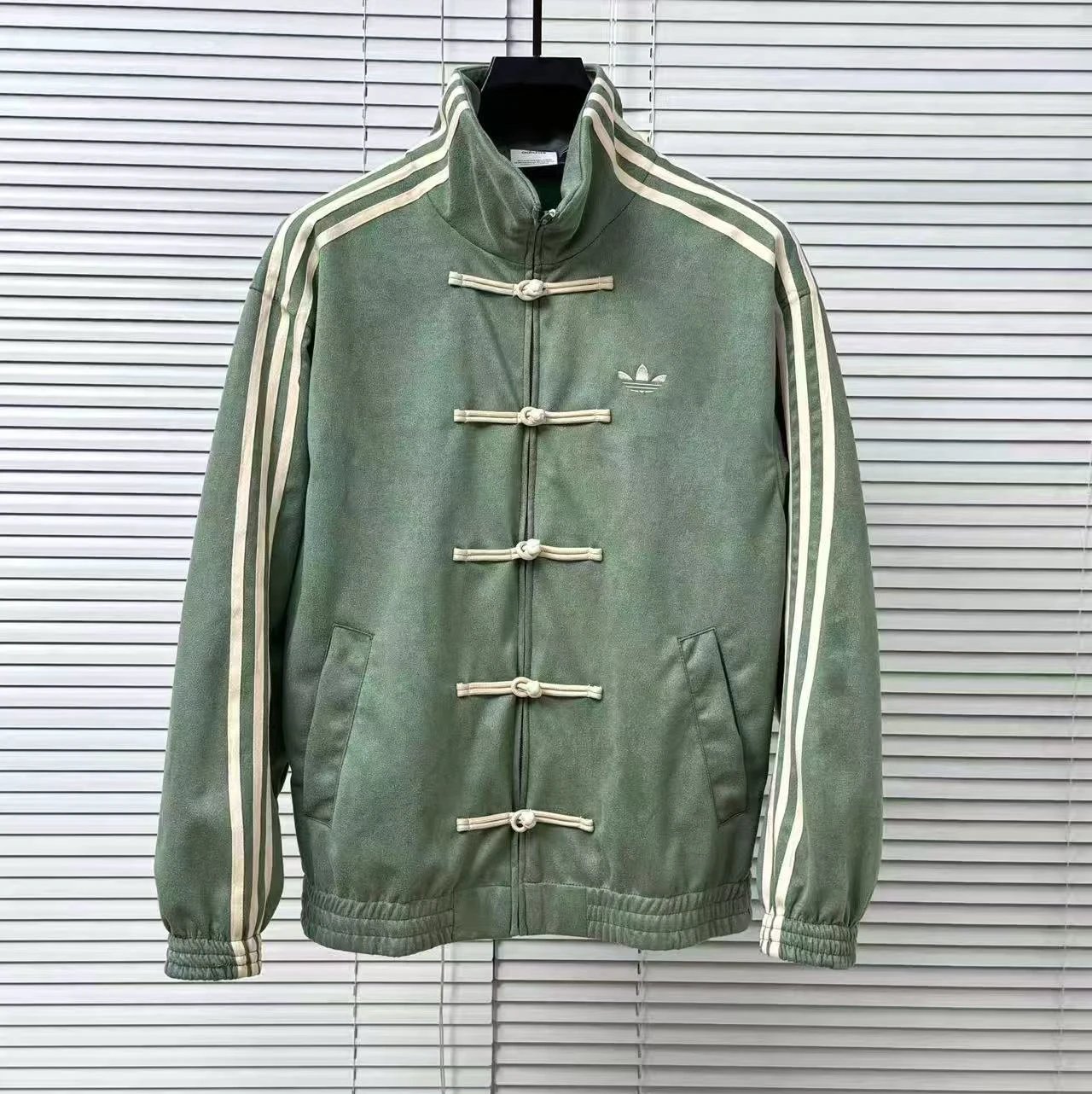 light green