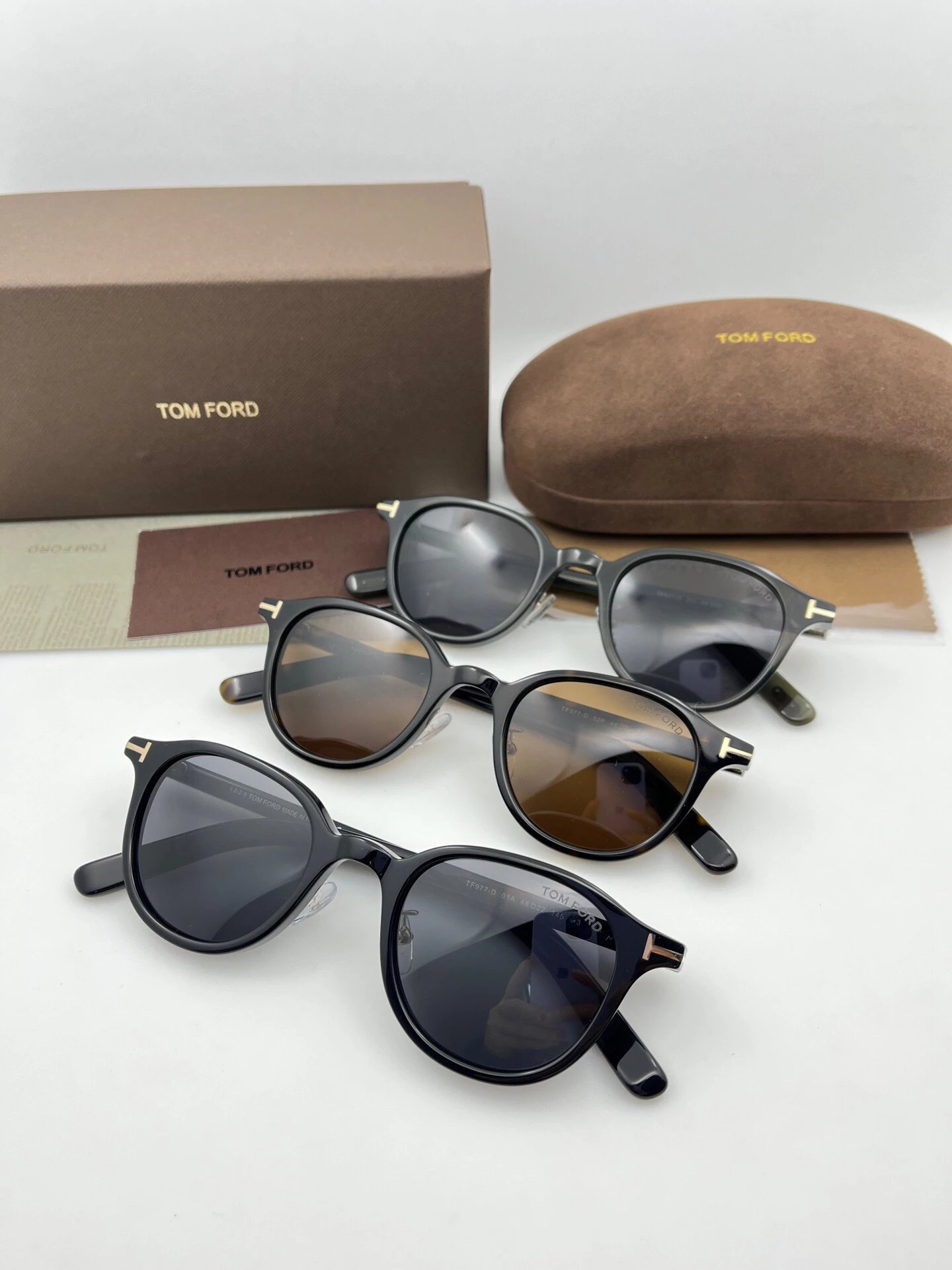 Tom's TF5857/TF977 Sunglasses for Men & Women, New Style Unisex Fashion Shades 48-22-145