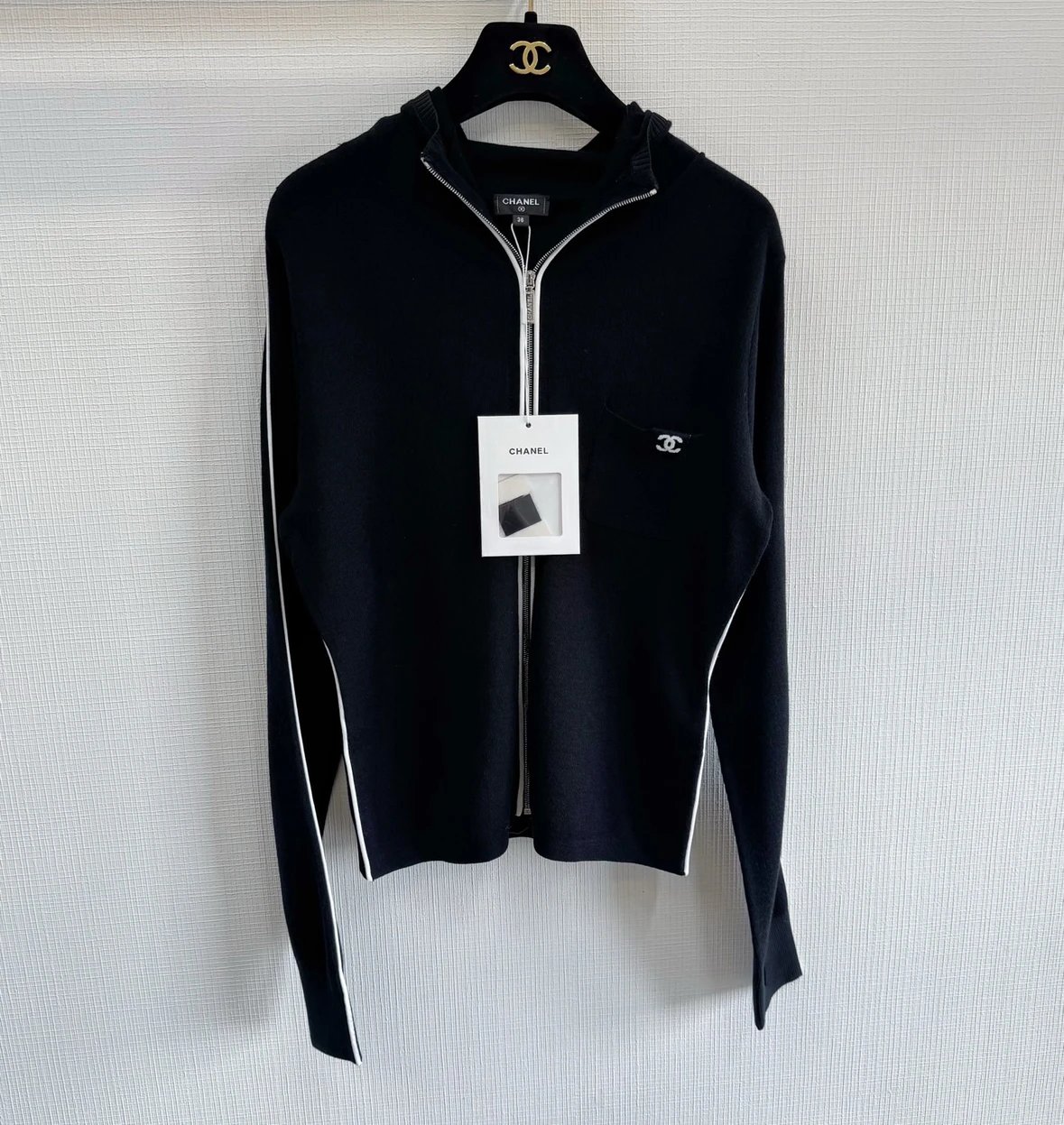 Chanel 25K Handcrafted Collection Black & White Zip-Up Hooded Cardigan