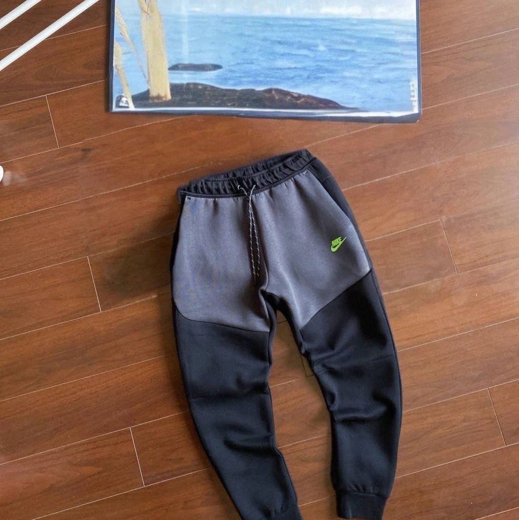 Nike Windrunner Sweatpants Tech Fleece Grey Black