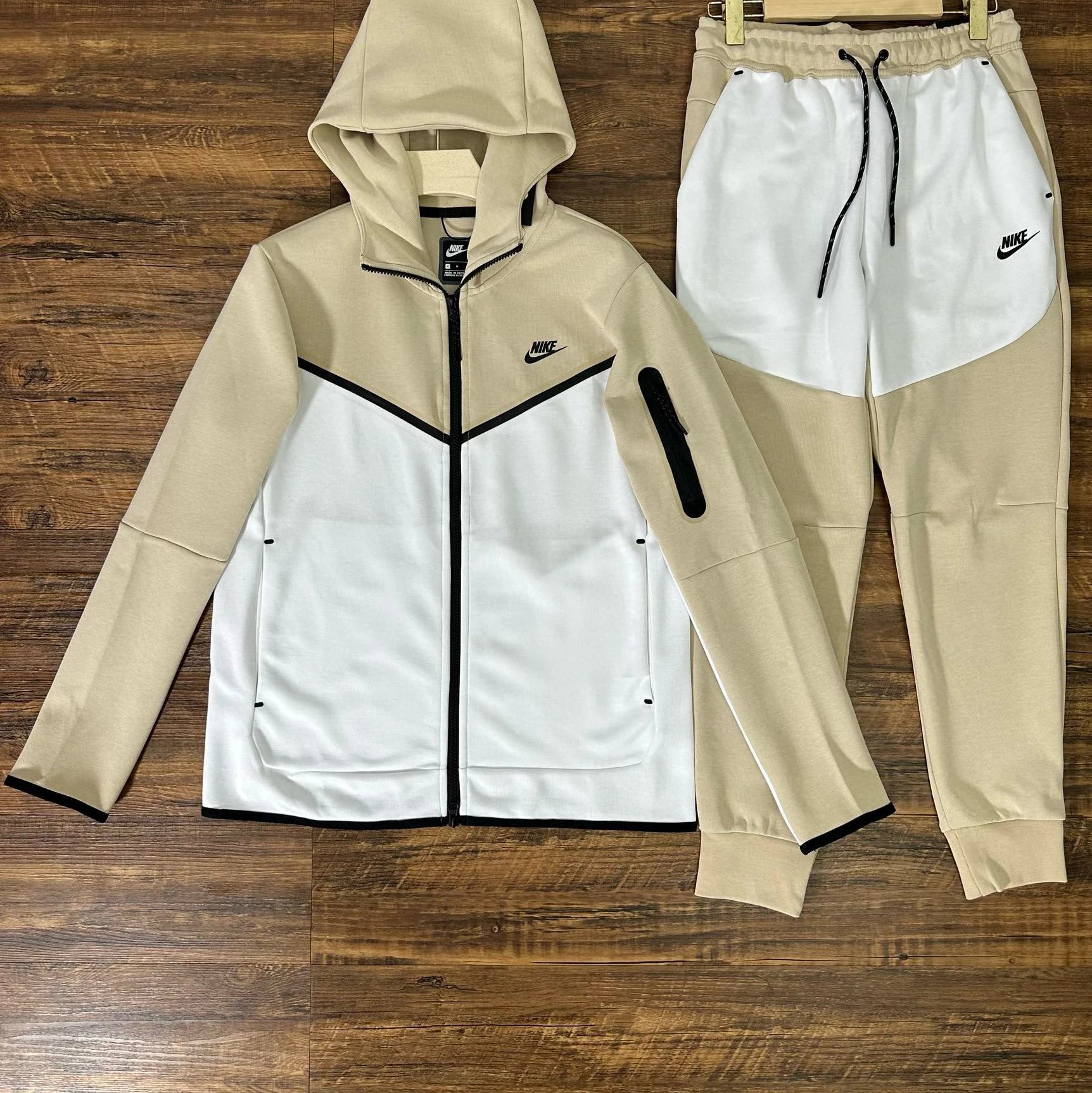 Light Khaki & Off-White