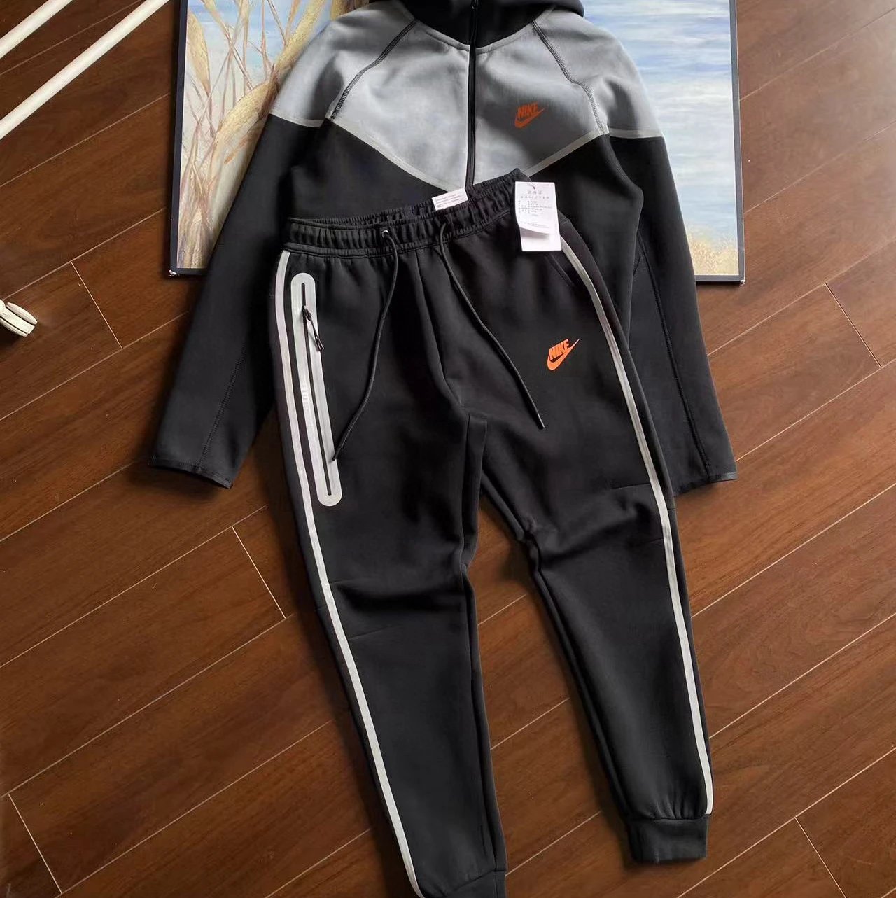 Black and Gray Splicing