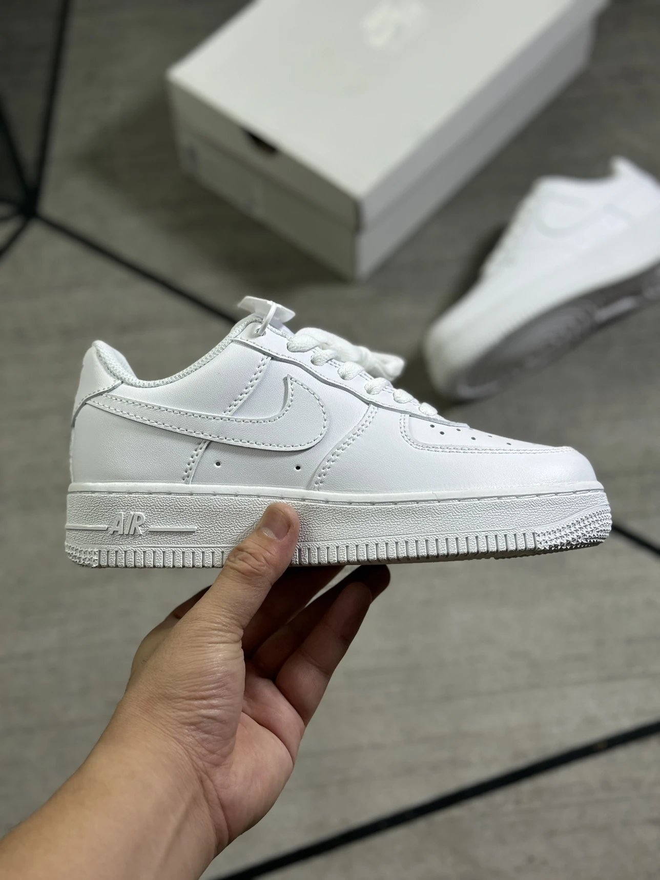[special offer af1 all white] pigeon order, broken code clearance, small quantity, women’s size, many brand new original boxes, white shoes, low top, split leather, thick cut tbr large bottom, sectioned edge