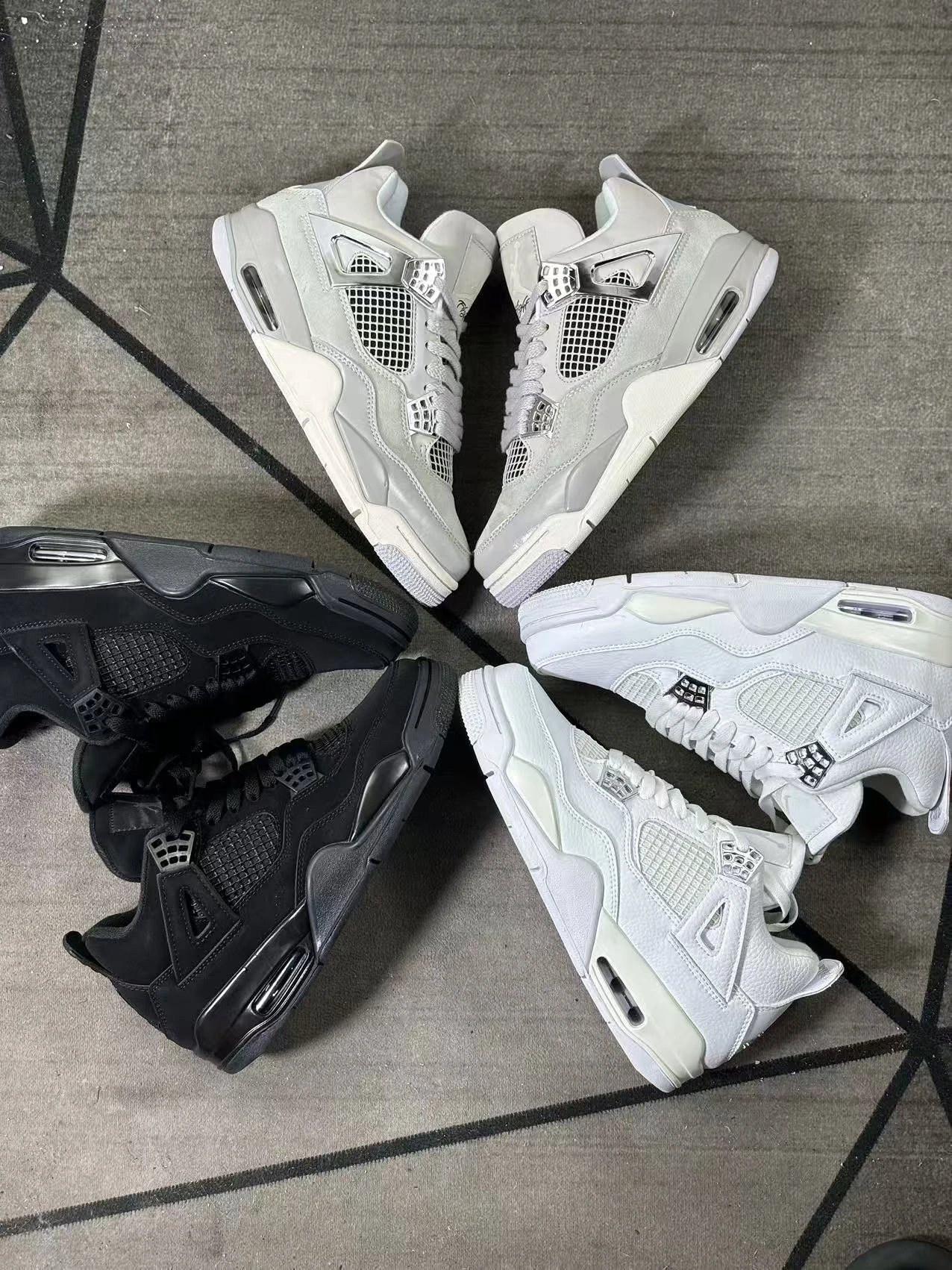 [Factory Special Price Stable Supply New Colorway Release] AJ4 High-Top Basketball Shoes Budget Version Unisex Couple Style Athletic Casual Shoes Brand New with Original Box Couple Style Men's and Women's Shoes