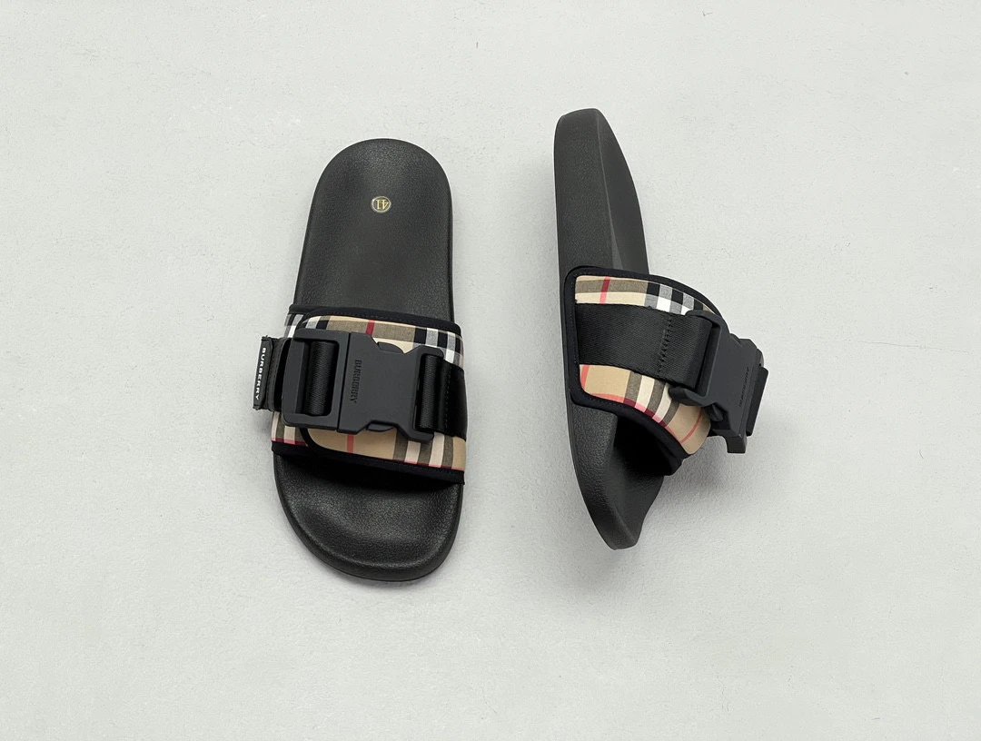 Burberry Check-Strap Slide Sandals Black - 61