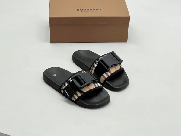 Burberry Check-Strap Slide Sandals Black - 58