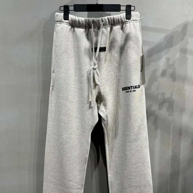 Straight leg pants light oat gray (also shipped during Chinese New Year)