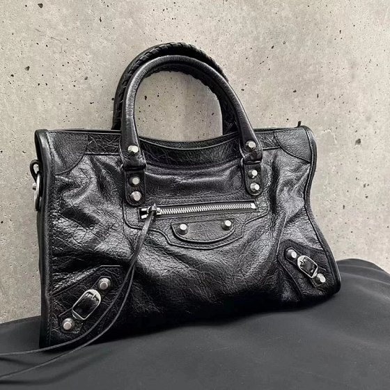 (In stock) Self owned BAL 24ss new black silver oil wax leather mini bag suede retro motorcycle crossbody bag motorcycle shoulder bag motorcycle bag multi-color in stock no after-sales service