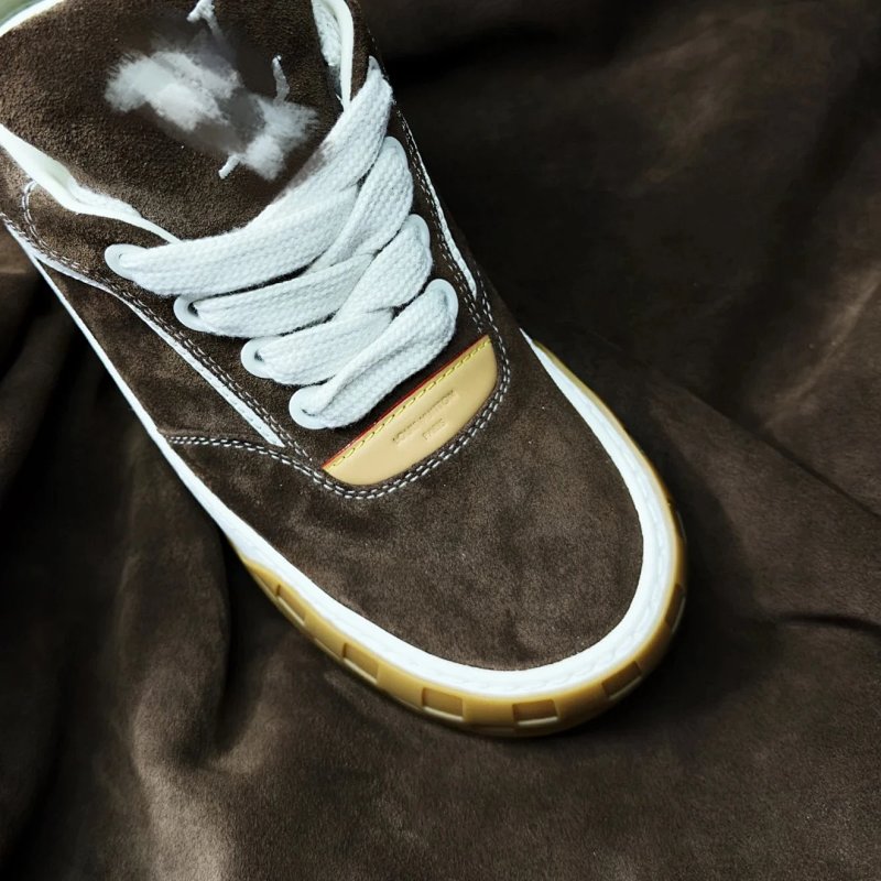 Sneakers from Yin Kuang's Shop