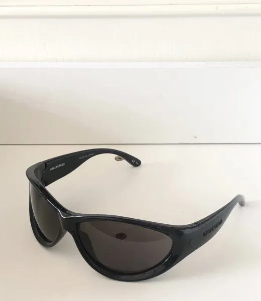 Balenciaga Oversized Shield Sunglasses Silver Eyewear - 2