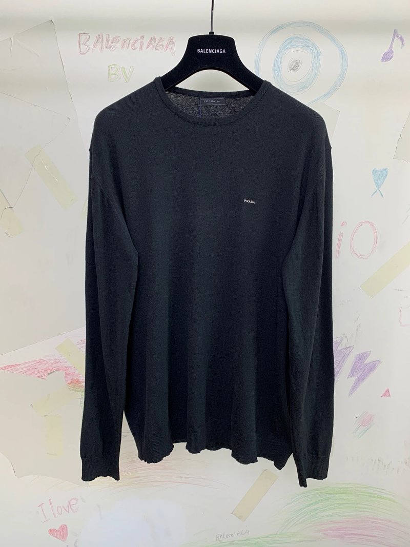 Sweater from Yin Kuang's Shop