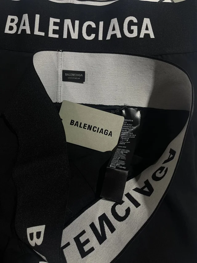 Balenciaga Underwear Logo Waistband Boxer Briefs product detail image 3